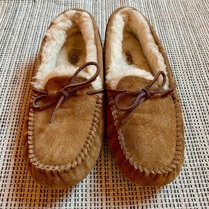 UGG Dakota Slipper Chestnut Size 10